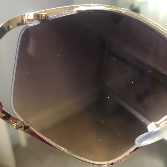 Women’s Christian Dior sunglasses - Picture 7 of 9